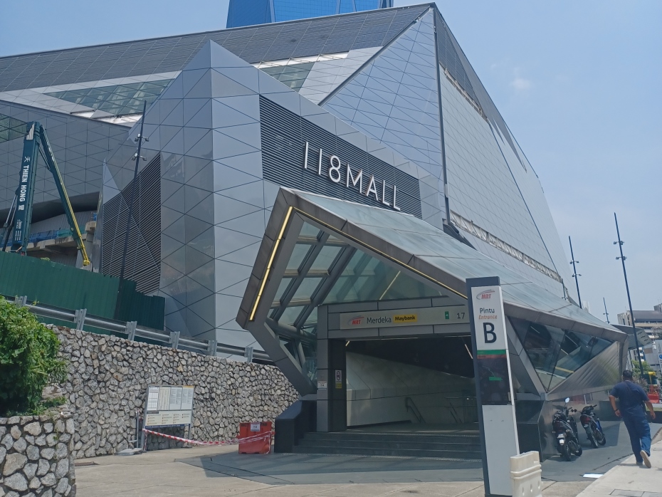 MERDEKA MRT STATION (PY17)